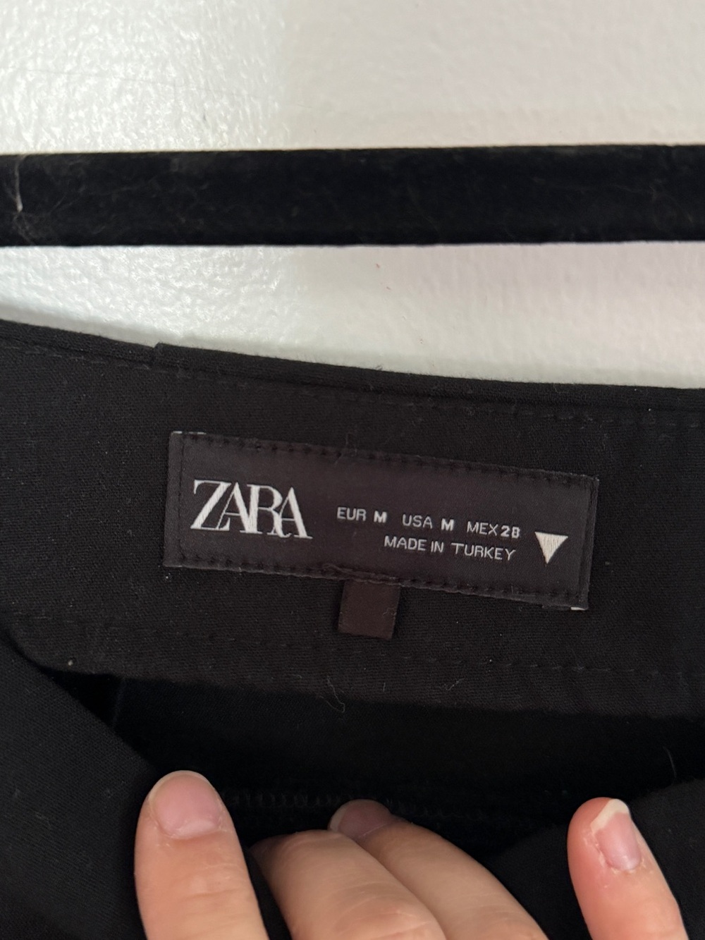 Zara Black Women's Tailored Skort - Picture 3 of 3
